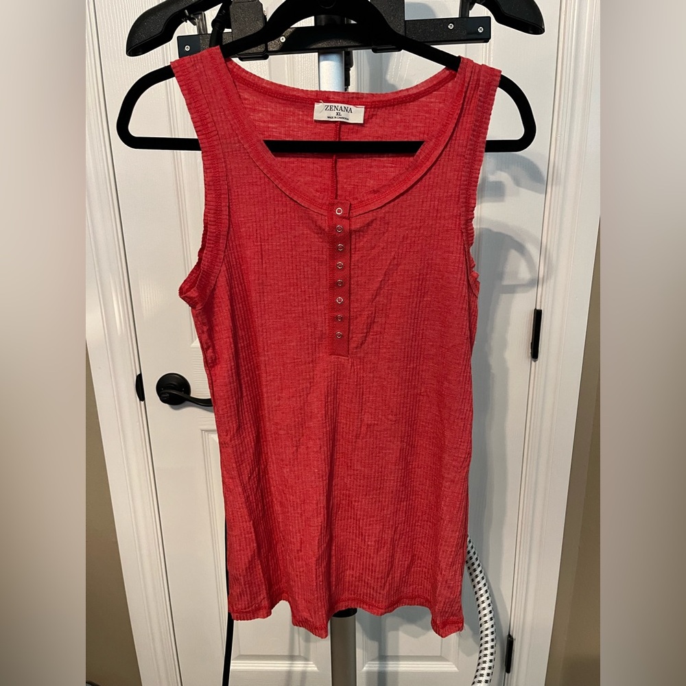 Zenana Outfitters Red Sleeveless Top